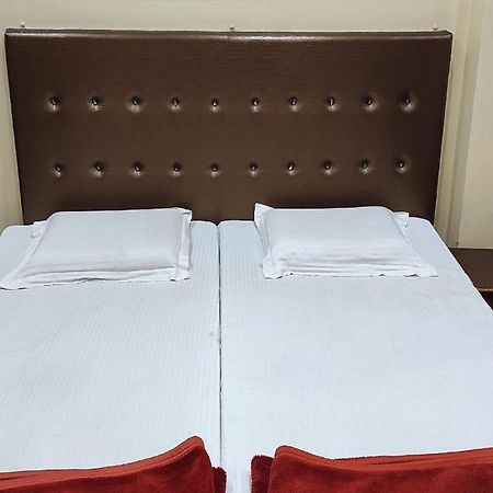 Hotel Avadh Balrāmpur Exteriér fotografie