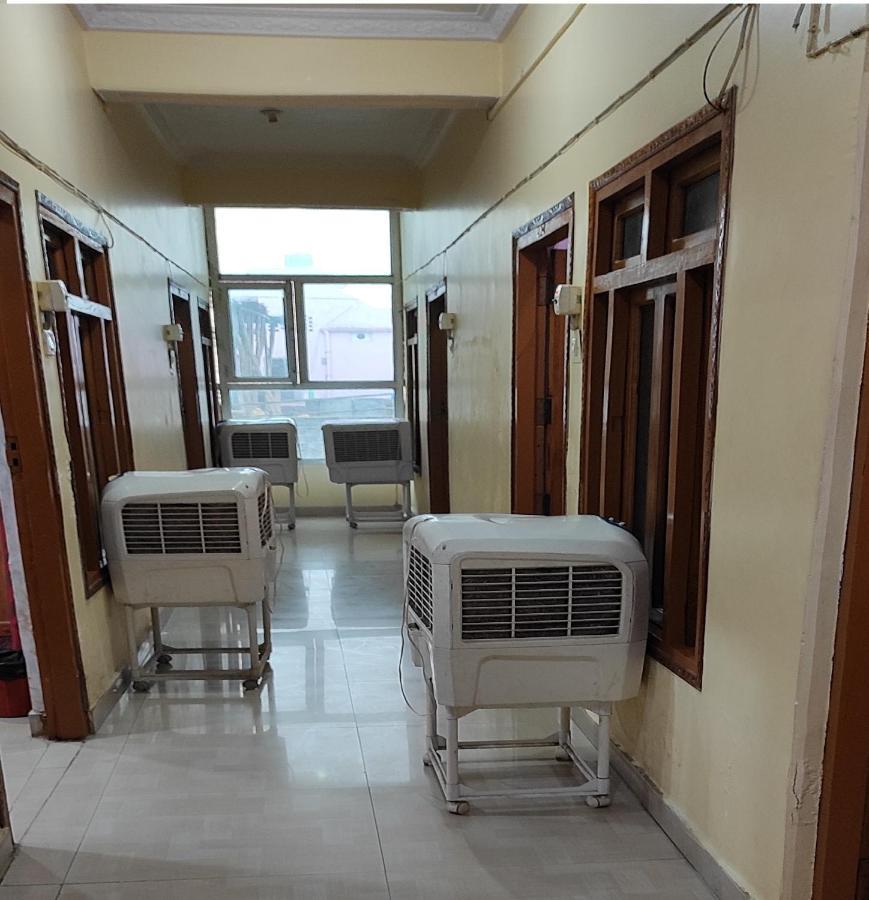 Hotel Avadh Balrāmpur Exteriér fotografie