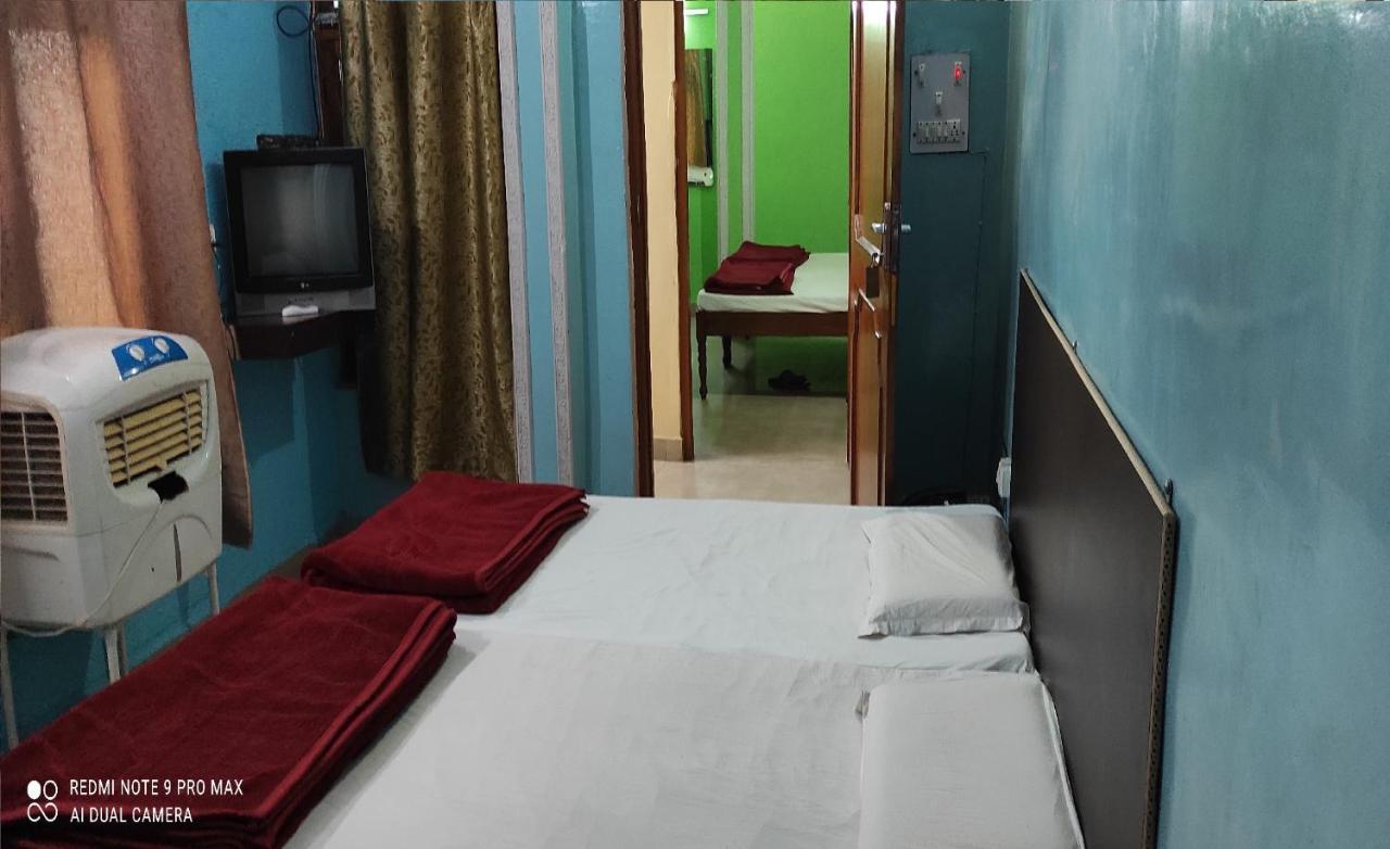 Hotel Avadh Balrāmpur Exteriér fotografie